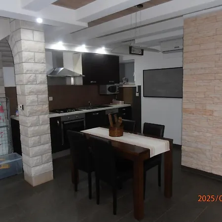 Ines 2 By Interhome * Pula