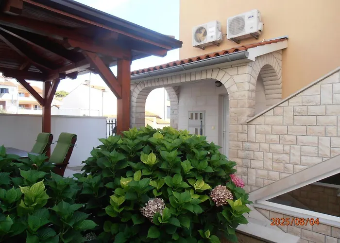 Ines 2 By Interhome Appartement Pula