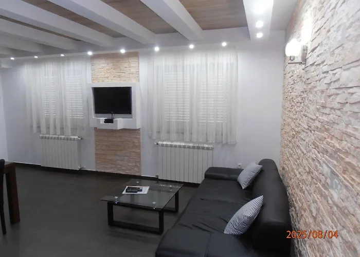 Ines 2 By Interhome Appartement Pula